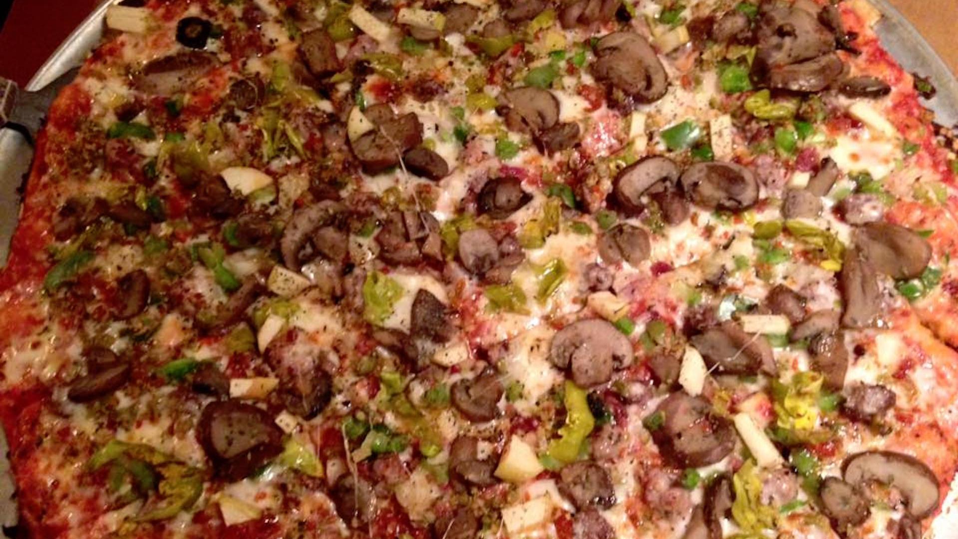 Mackie's Pizza
